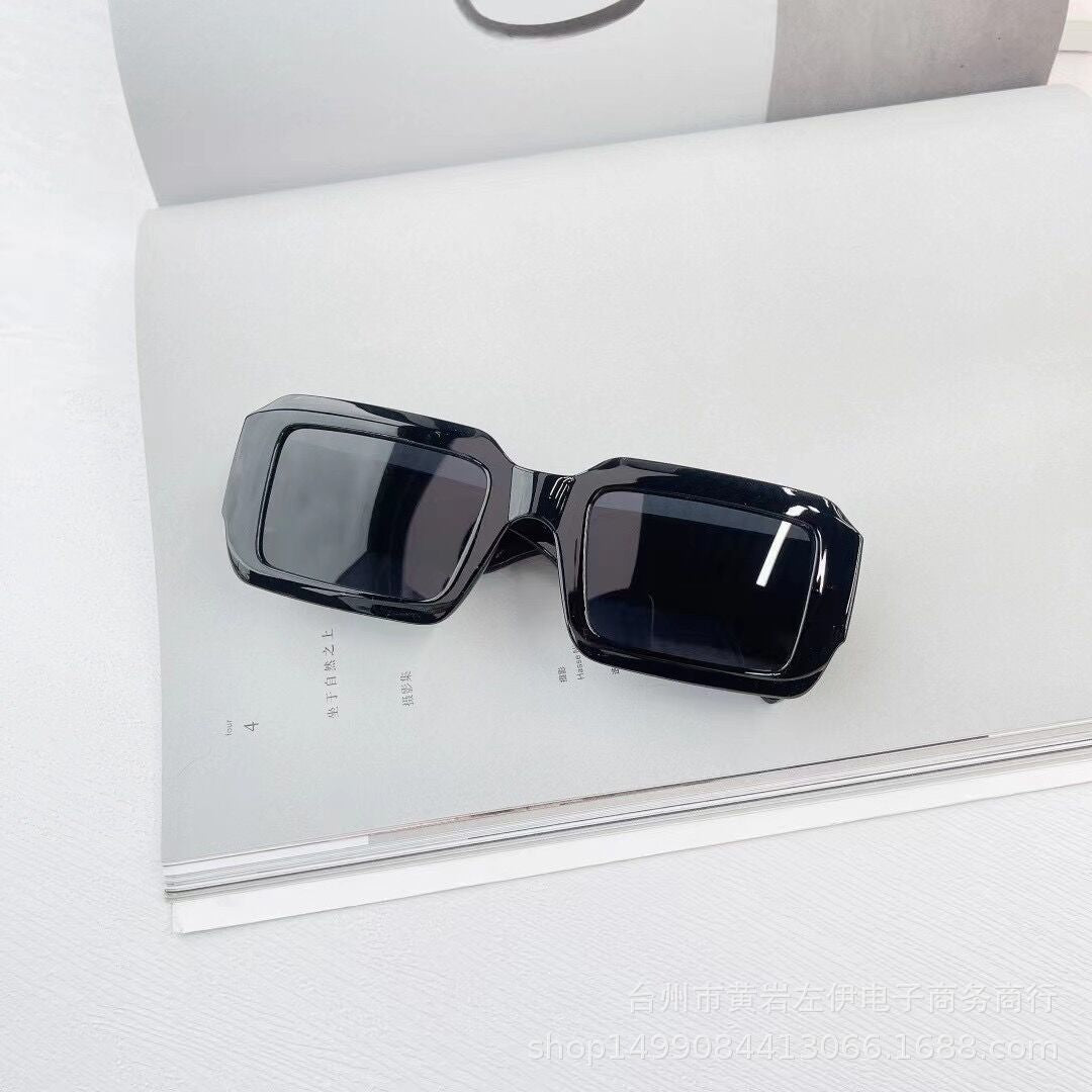 The Duo — Matching Square Sunglasses