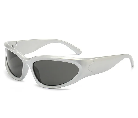 The Outlaw — Retro Punk Sunglasses