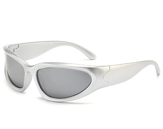 The Outlaw — Retro Punk Sunglasses